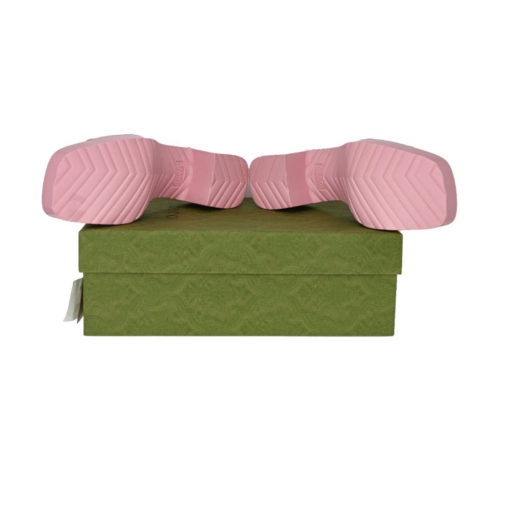 Gucci Logo Rubber Platform Slide Sandals
Pink rubber size 40
Worn 1x inside only - Picture 8 of 9